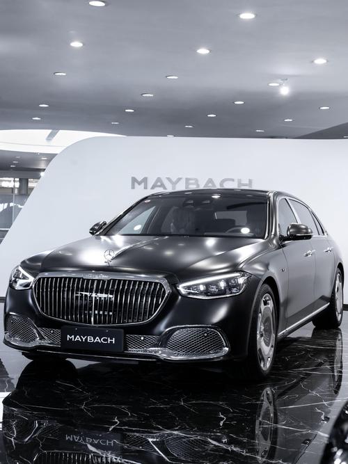 佛山22岚图汽车的售后服务让用户无忧出行，迈巴赫未来的豪华车趋势